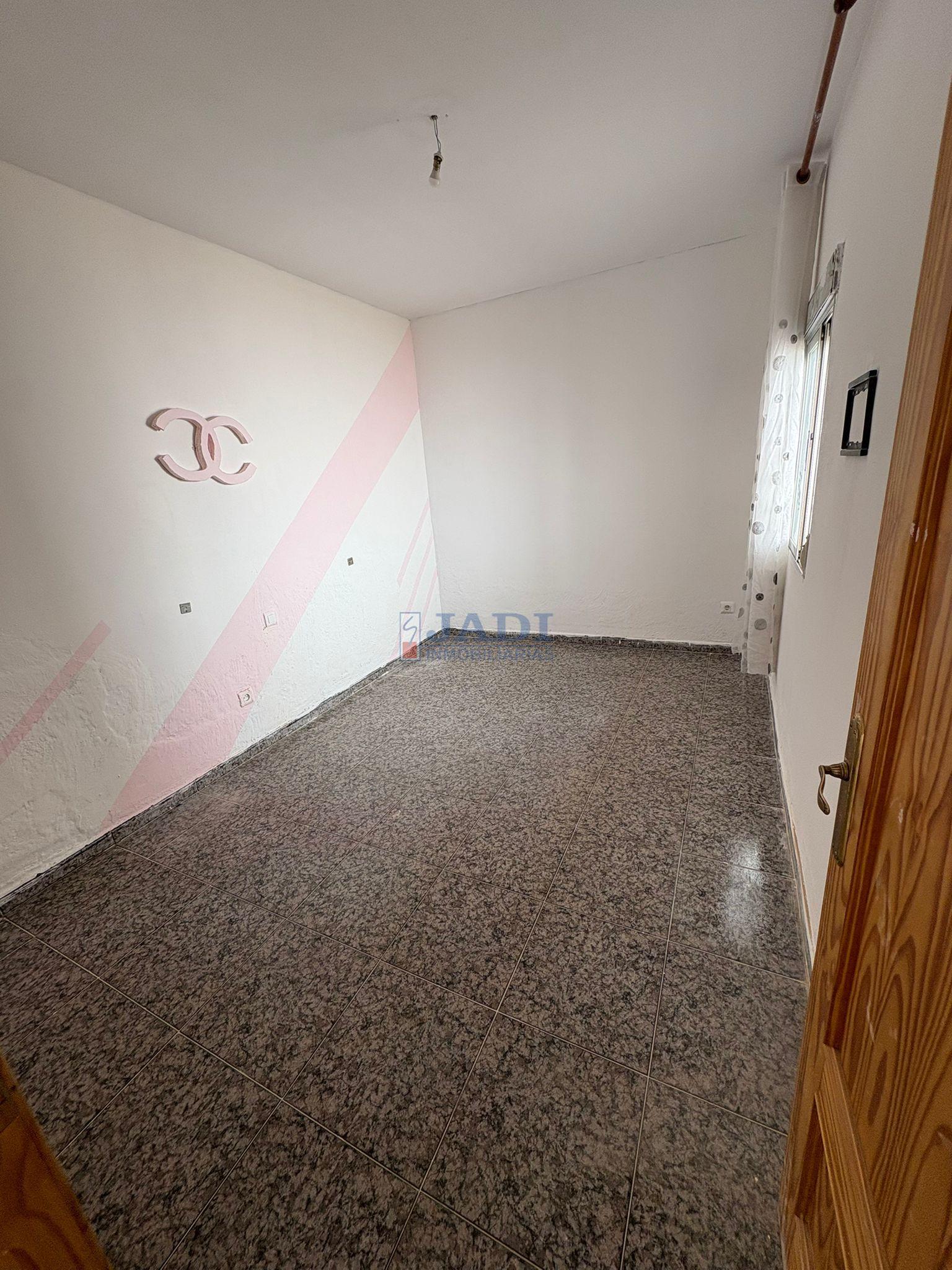 Venta de casa en Valdepeñas