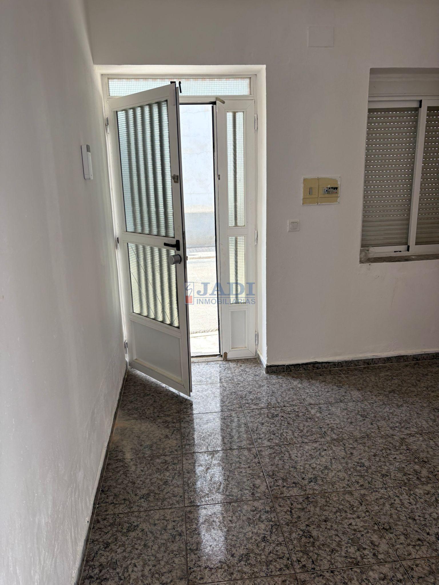 Venta de casa en Valdepeñas