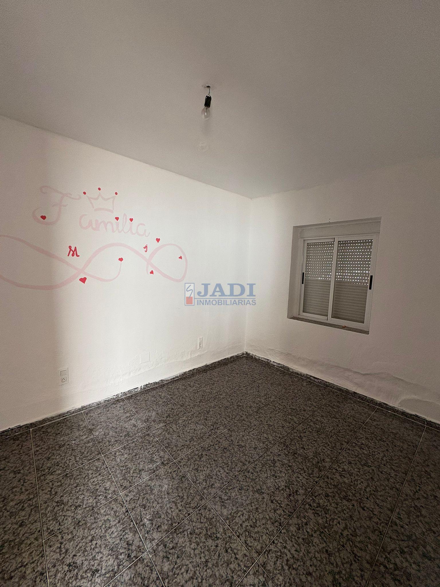 Venta de casa en Valdepeñas