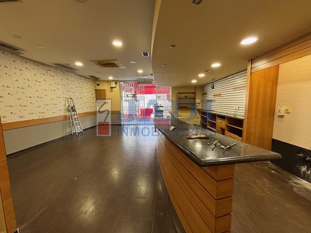 Venta de local en Valdepeñas