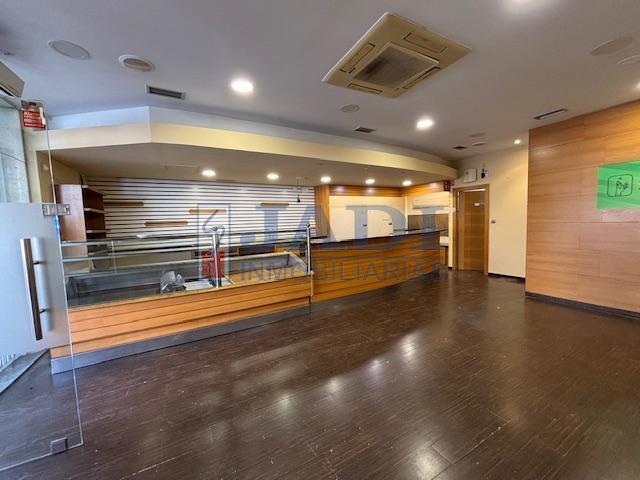 Venta de local en Valdepeñas