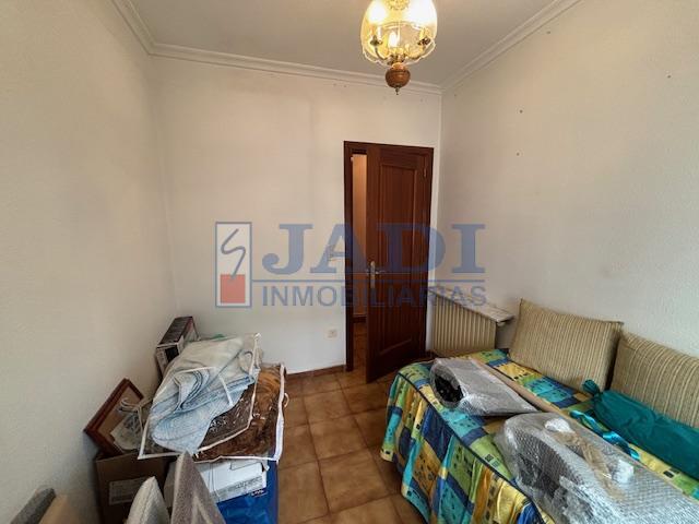 Venta de piso en Valdepeñas