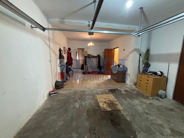 Venta de casa en Valdepeñas