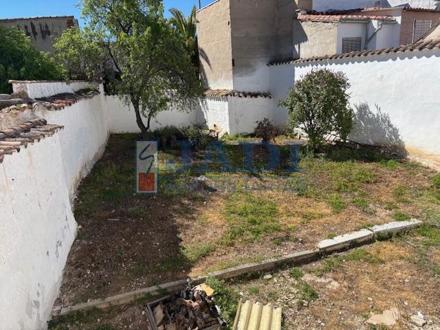 Venta de casa en Valdepeñas