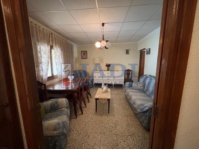 Venta de casa en Valdepeñas