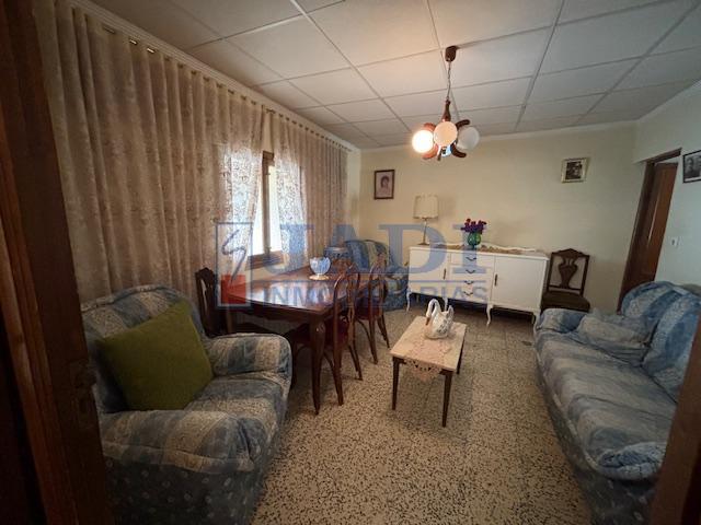Venta de casa en Valdepeñas