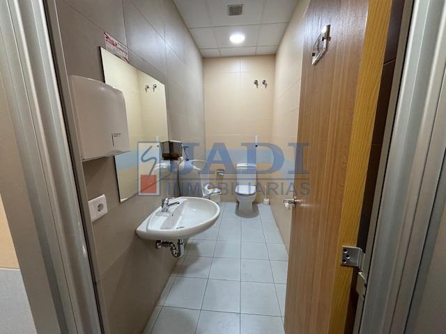 Alquiler de local en Valdepeñas