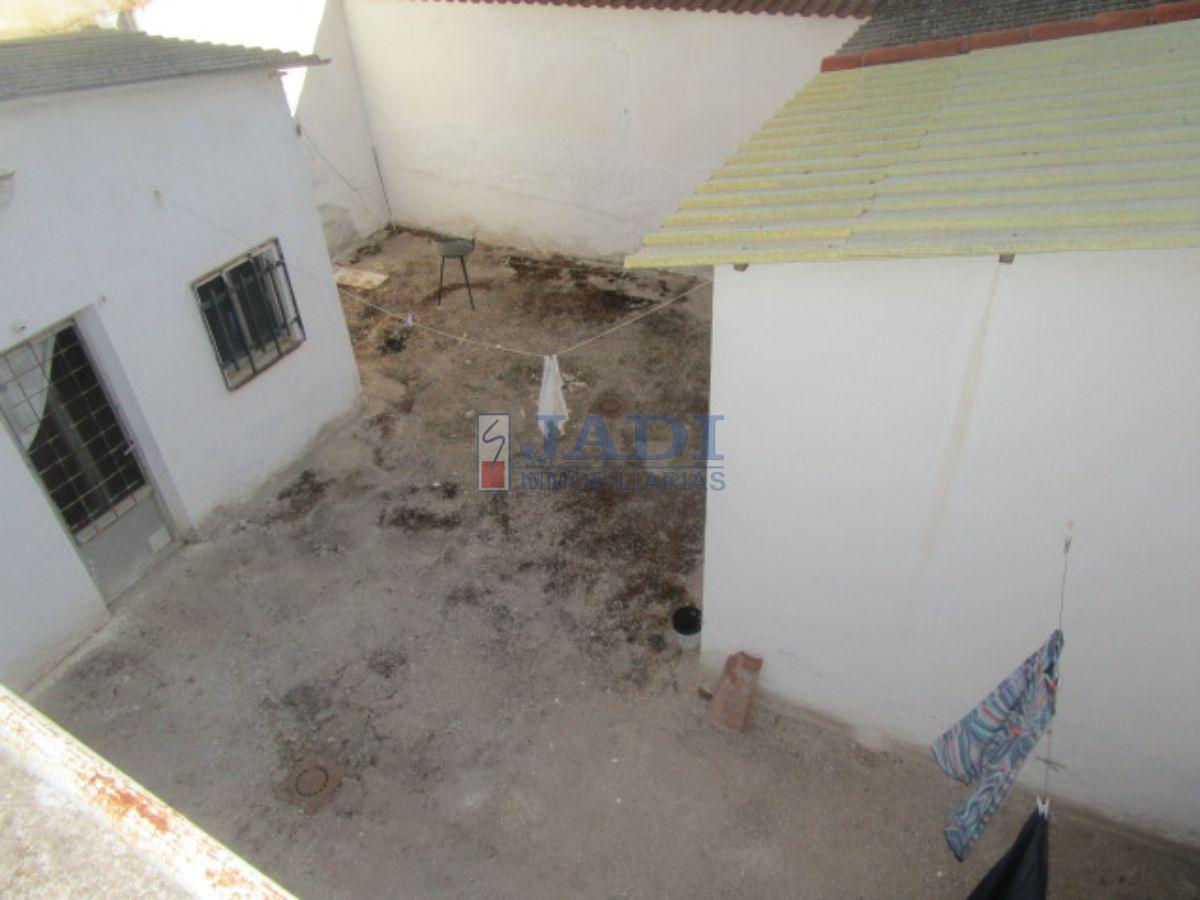 Venda de casa a Valdepeñas