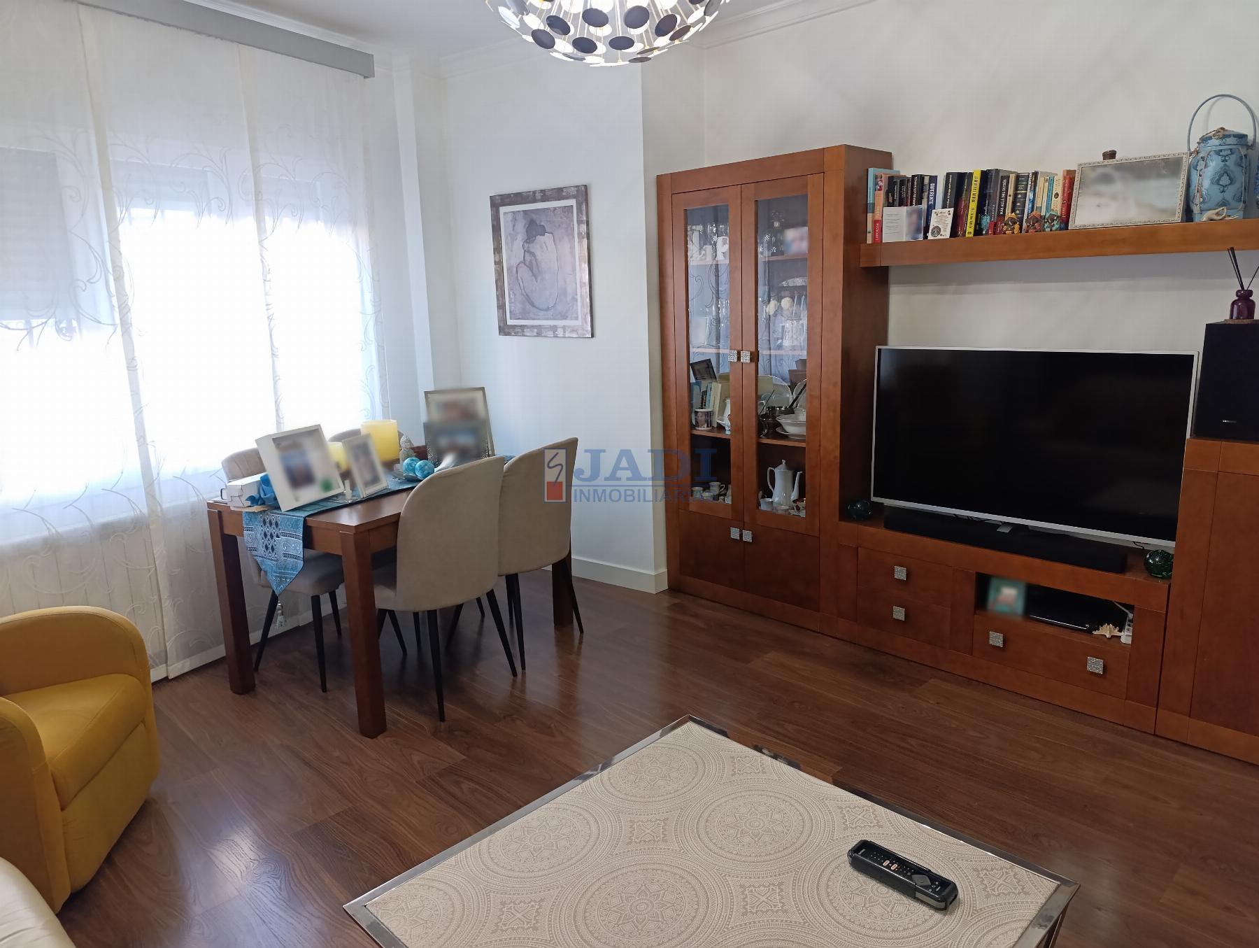 Venta de casa en Valdepeñas