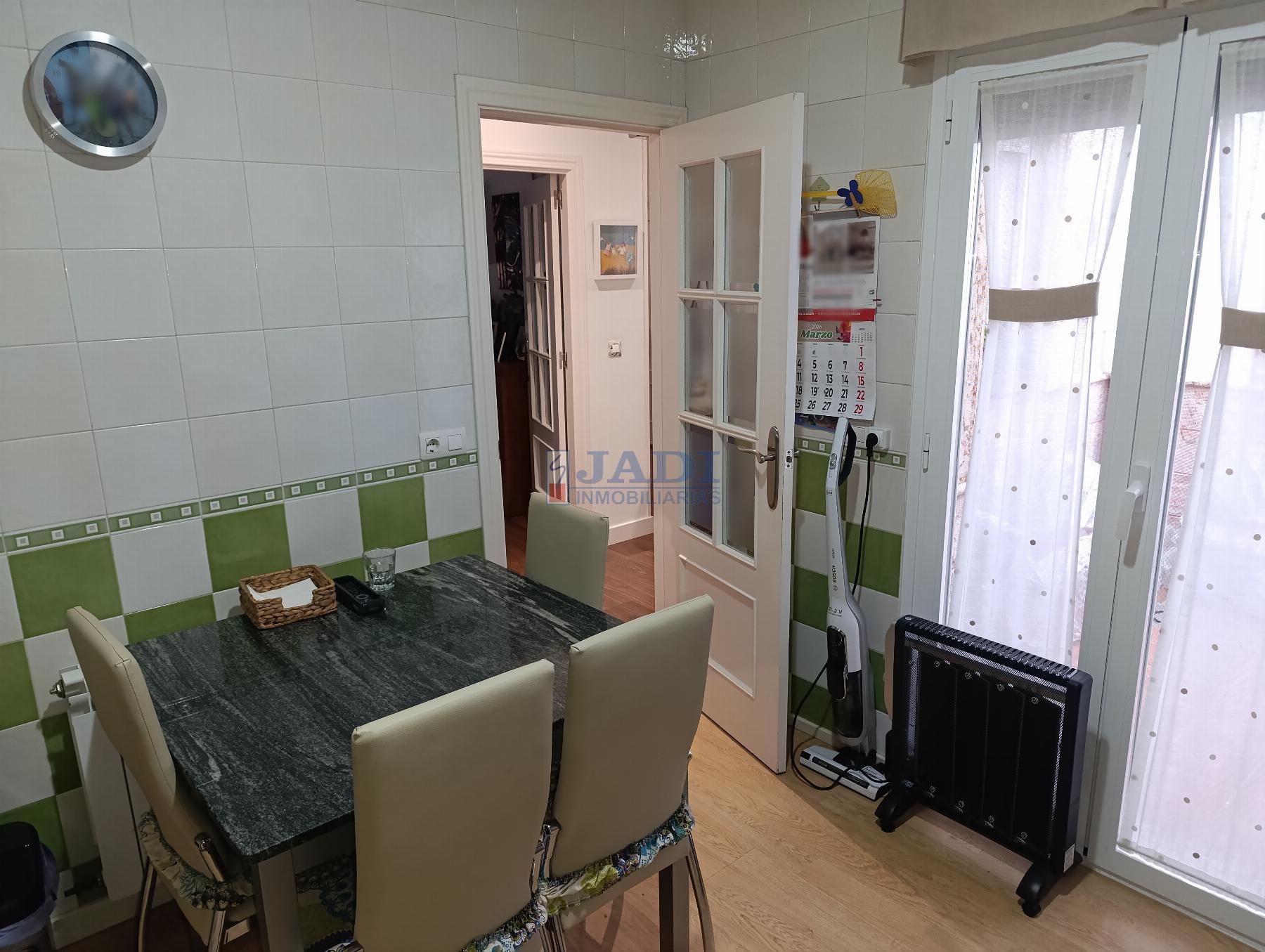 Venta de casa en Valdepeñas