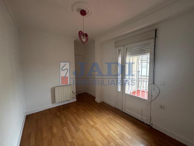 Venta de casa en Valdepeñas