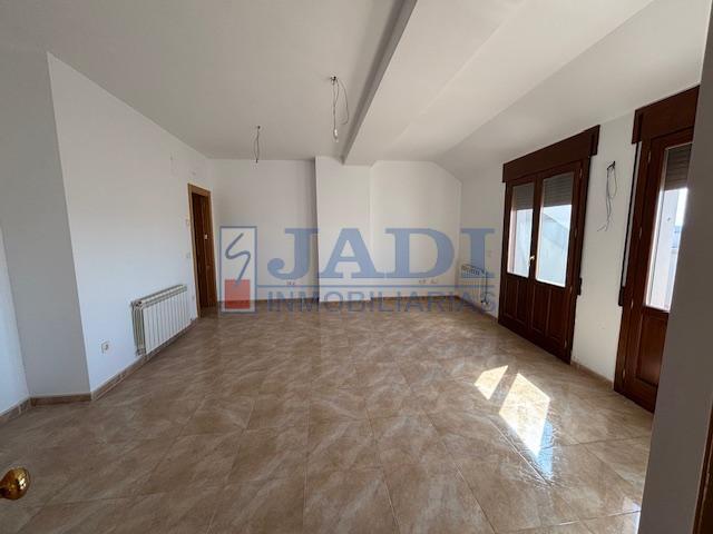 Venta de Ático en Valdepeñas