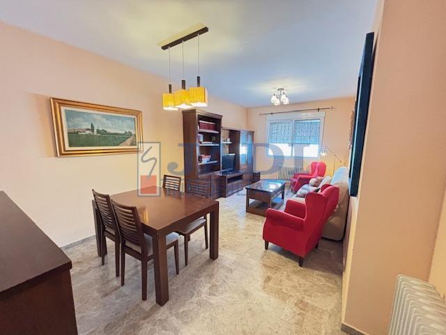 Venta de casa en Valdepeñas