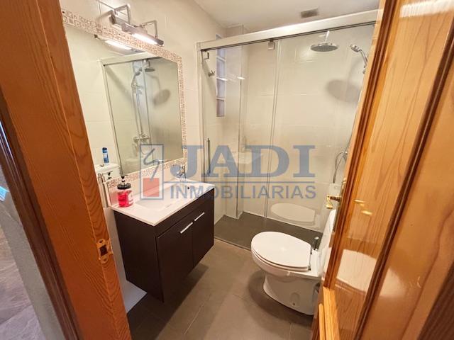 Venta de casa en Valdepeñas