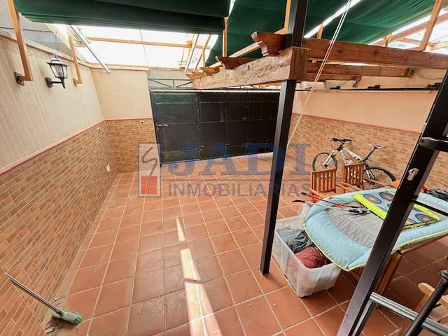 Venta de casa en Valdepeñas