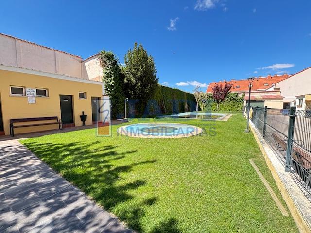 Venta de casa en Valdepeñas