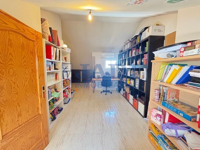 Venta de casa en Valdepeñas