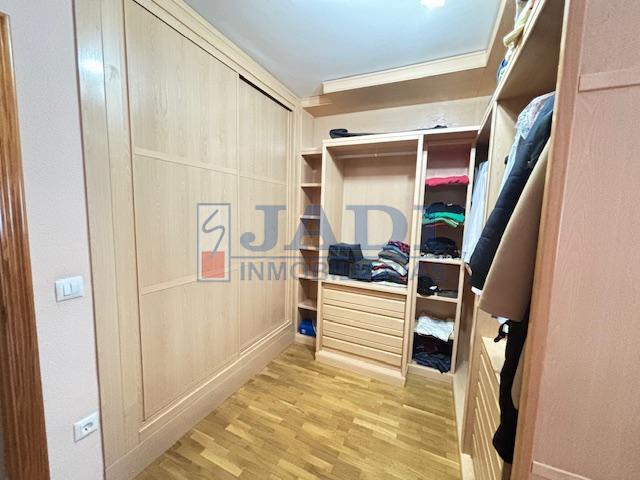 Venta de casa en Valdepeñas