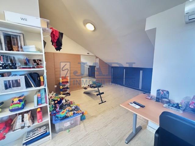 Venta de casa en Valdepeñas