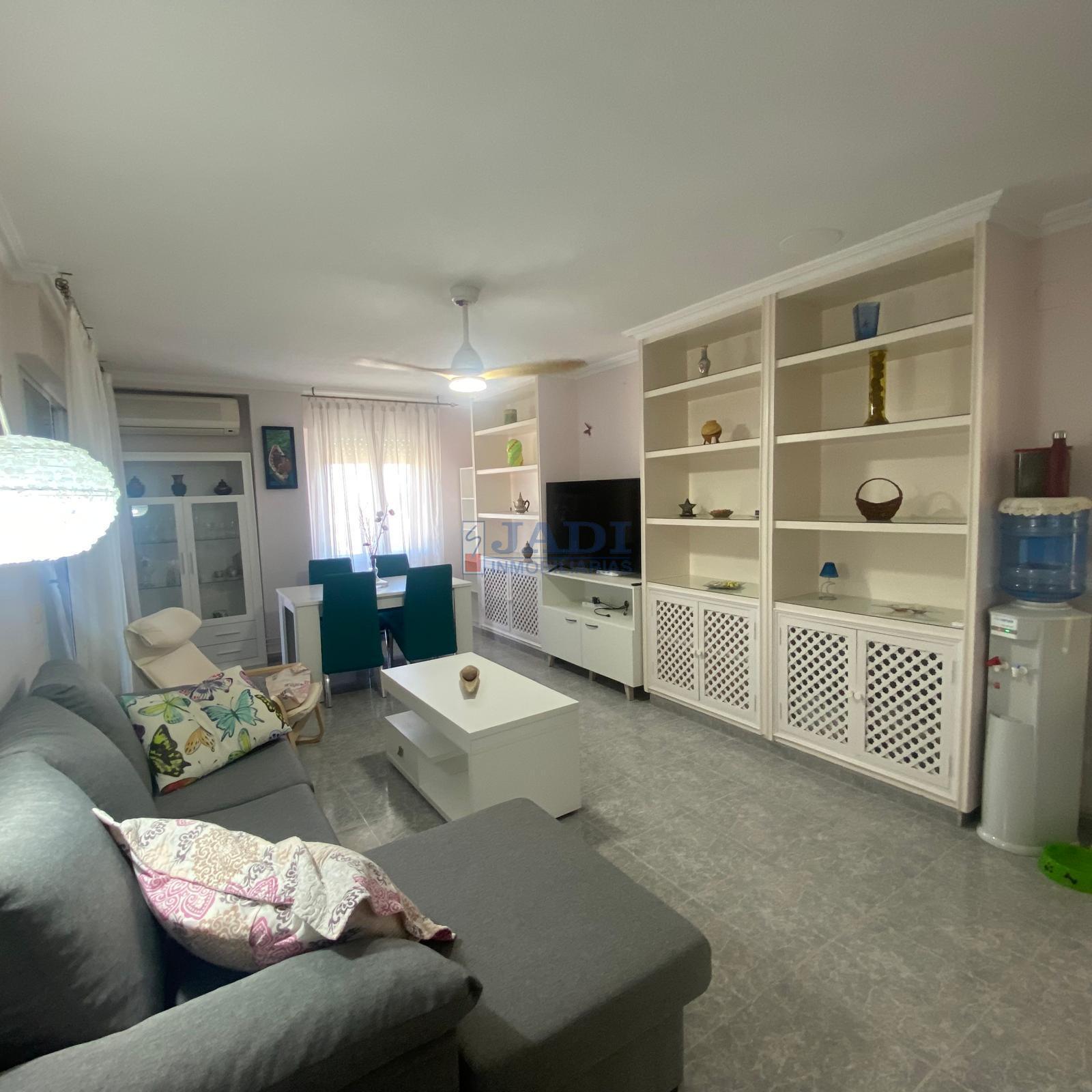 Venta de piso en Valdepeñas