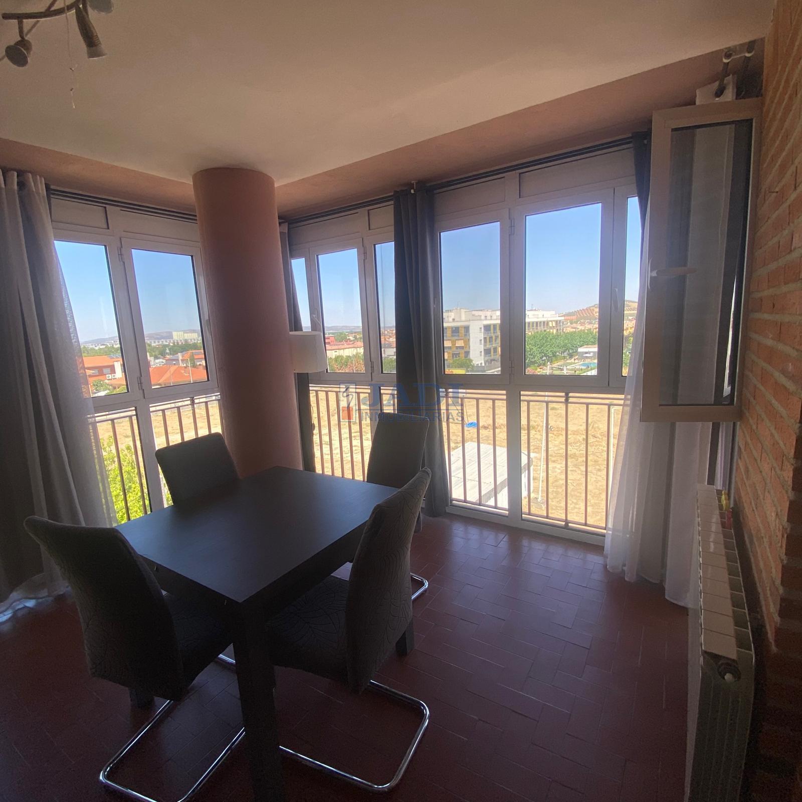Venta de piso en Valdepeñas