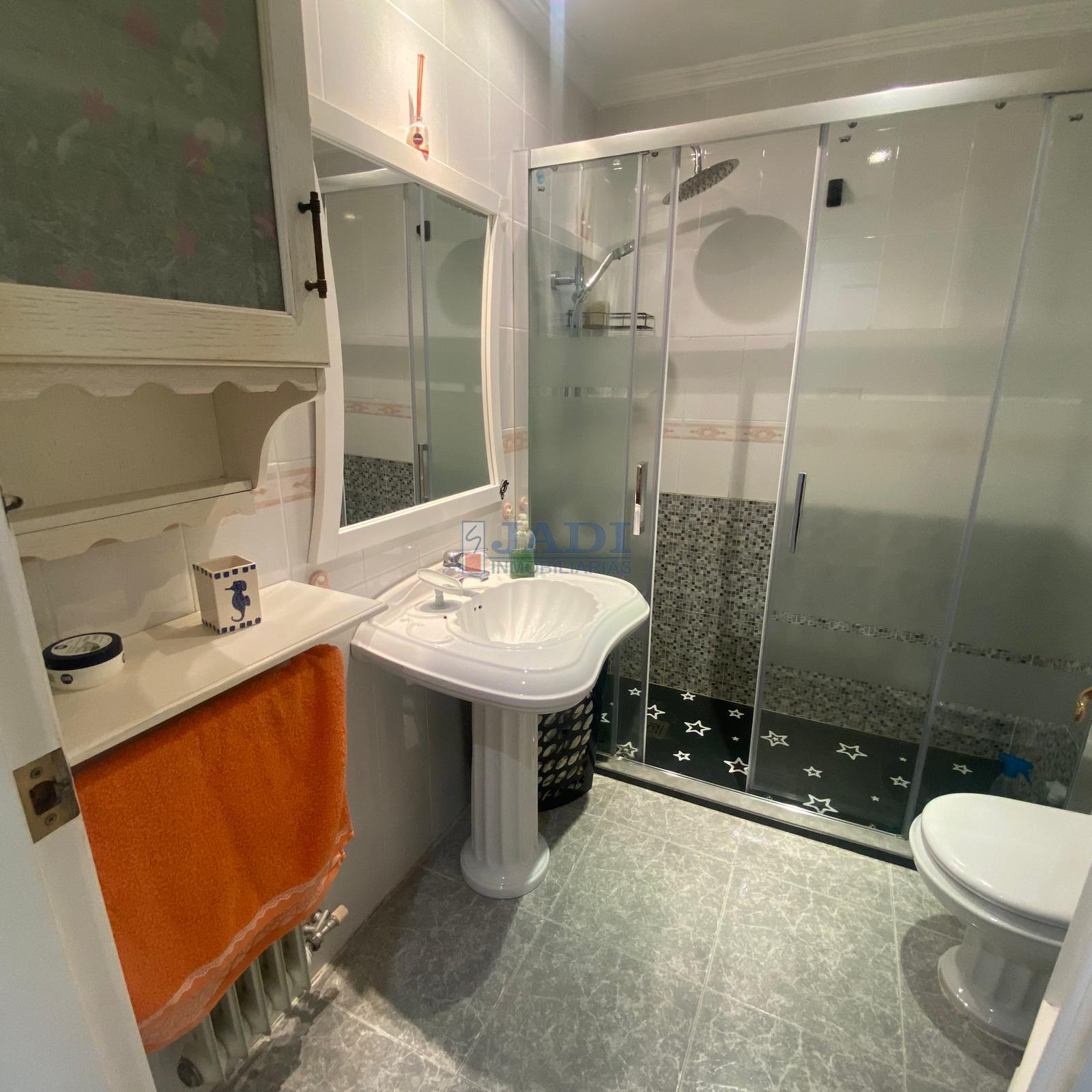 Venta de piso en Valdepeñas