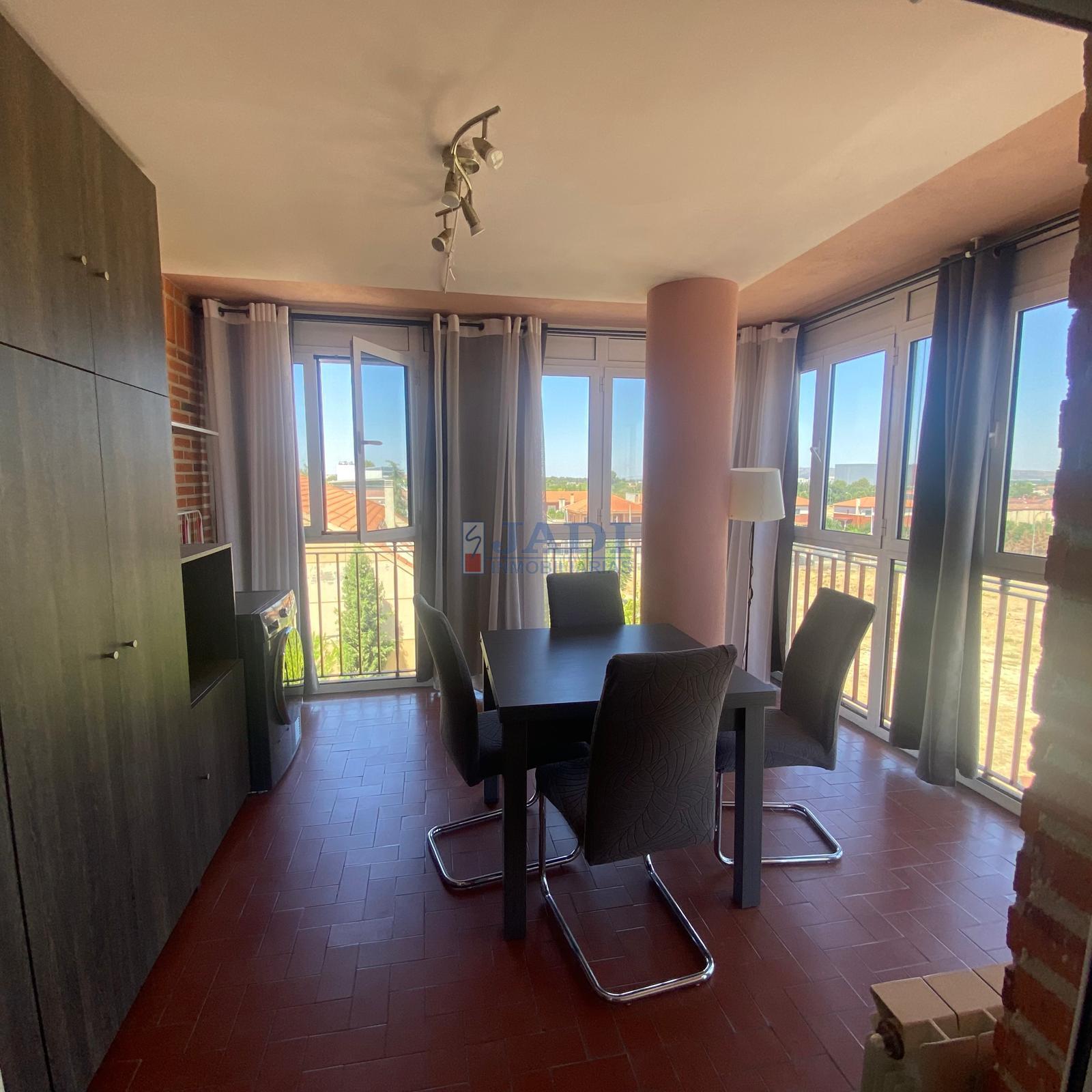 Venta de piso en Valdepeñas