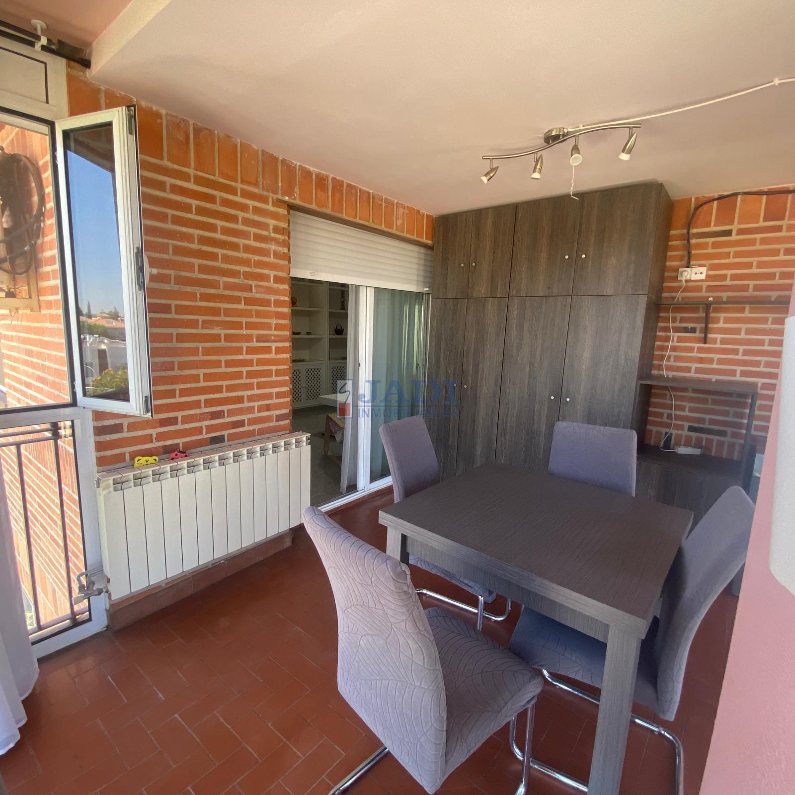 Venta de piso en Valdepeñas