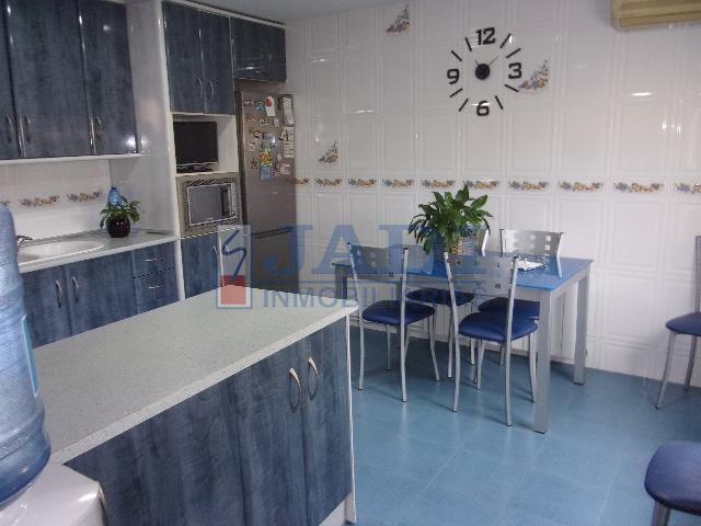 Venta de casa en Valdepeñas