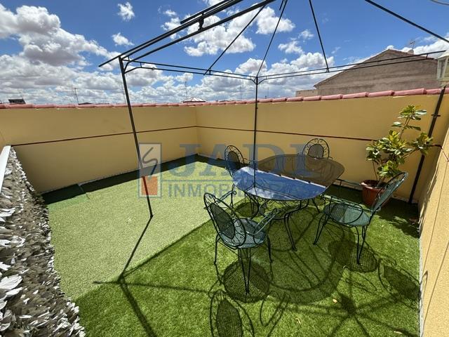 Venta de casa en Valdepeñas