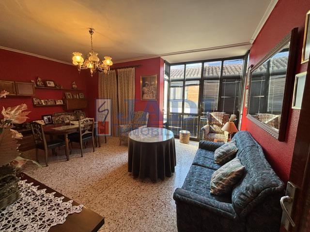 Venta de casa en Valdepeñas