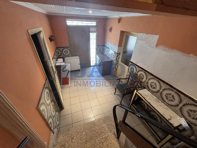Venta de casa en Valdepeñas