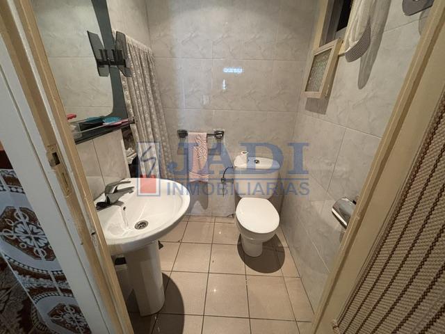 Venta de casa en Valdepeñas
