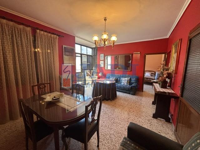 Venta de casa en Valdepeñas
