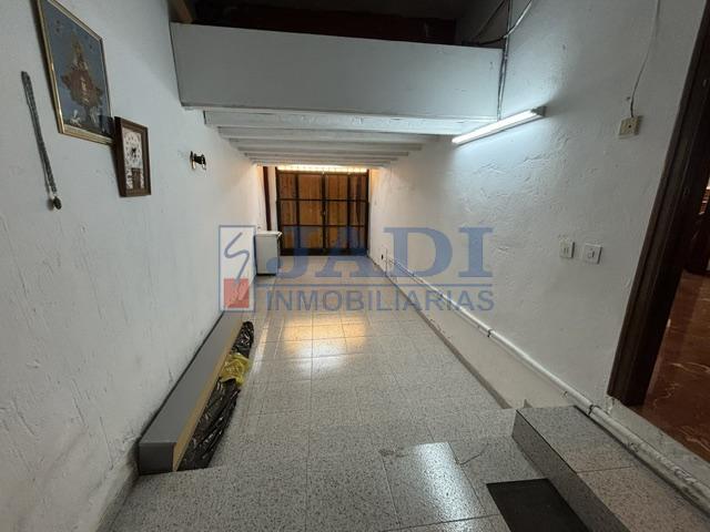 Venta de casa en Valdepeñas