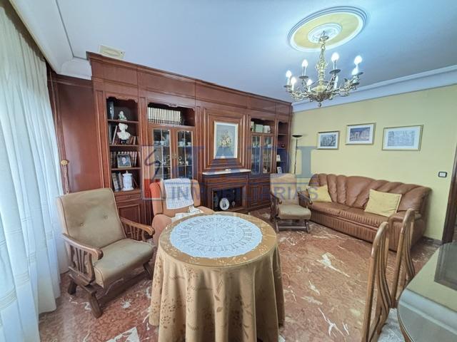 Venta de casa en Valdepeñas