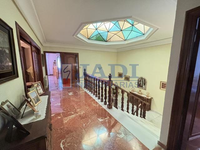 Venta de casa en Valdepeñas