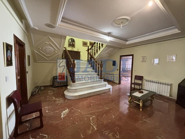 Venta de casa en Valdepeñas