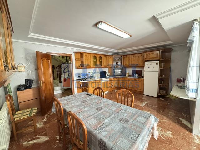 Venta de casa en Valdepeñas