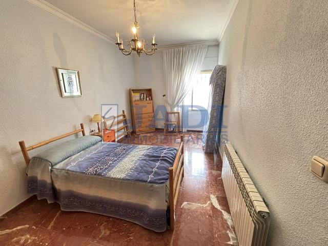 Venta de casa en Valdepeñas