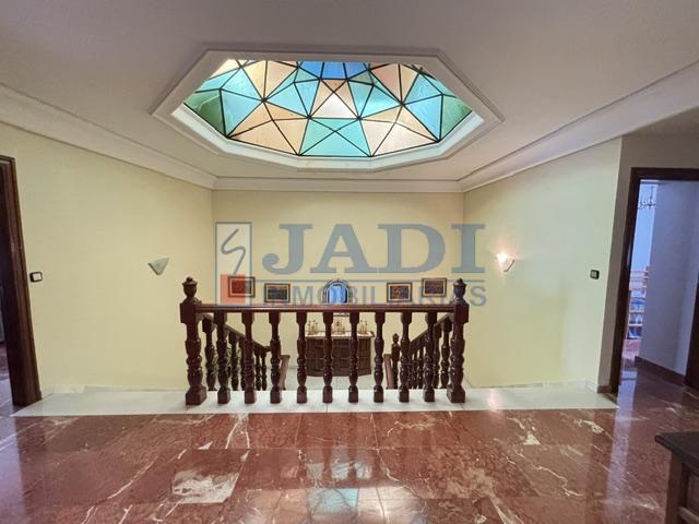 Venta de casa en Valdepeñas