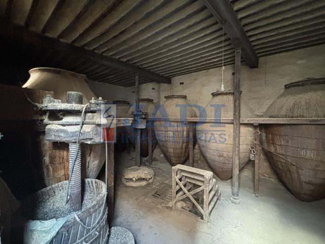 Venta de casa en Valdepeñas