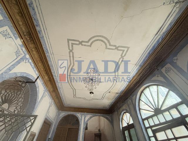 Venta de casa en Valdepeñas