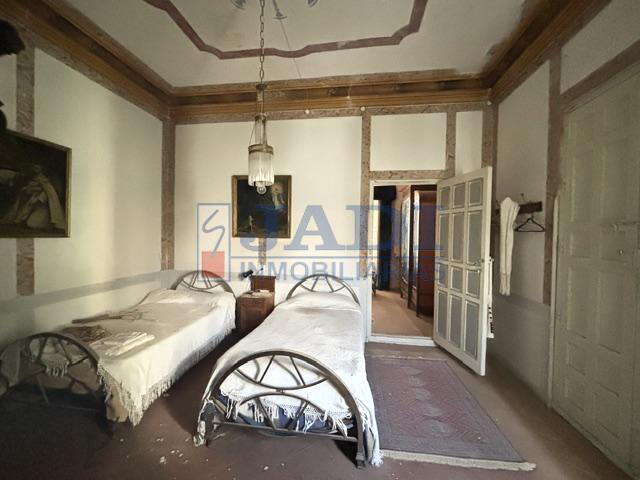 Venta de casa en Valdepeñas