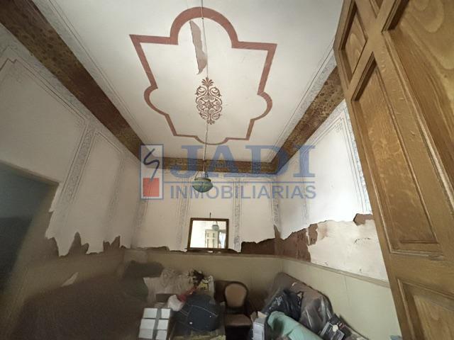 Venta de casa en Valdepeñas