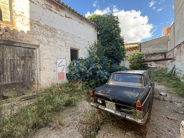 Venta de casa en Valdepeñas