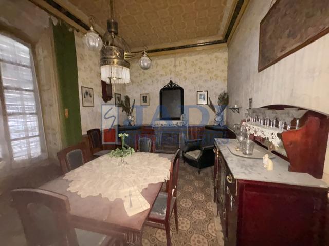 Venta de casa en Valdepeñas