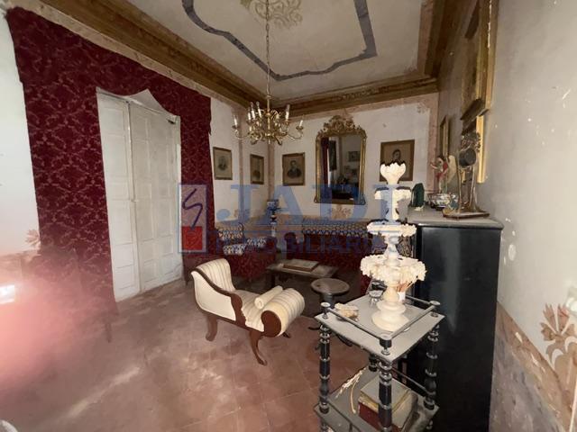Venta de casa en Valdepeñas