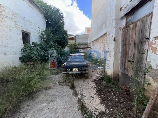 Venta de casa en Valdepeñas