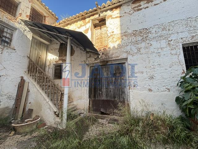 Venta de casa en Valdepeñas